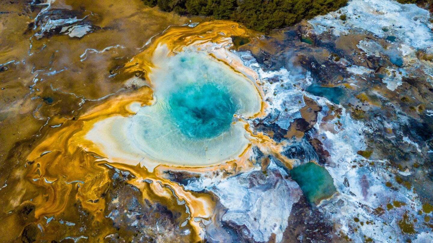 Orakei Korako Geothermal Park & Cave2-3