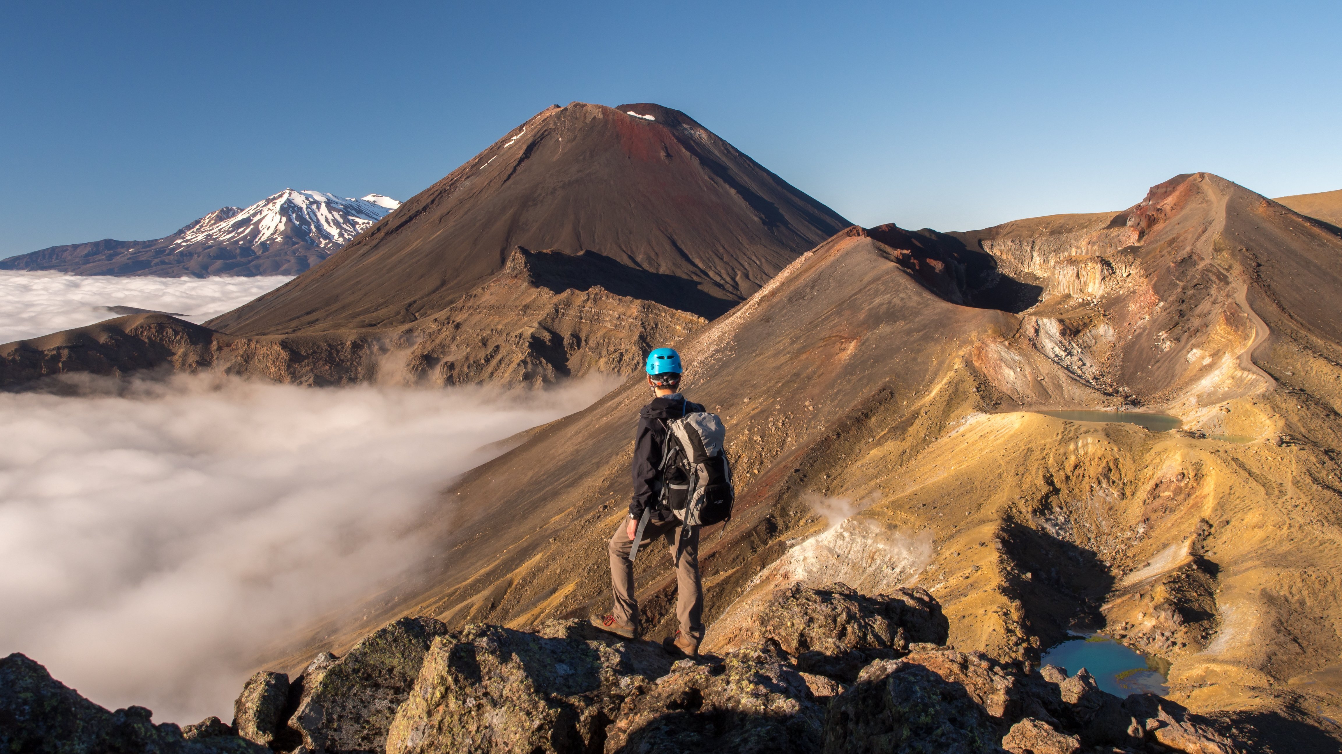 Tongariro Crossing Summer 014 Credit Zhi Yuen YAP.-3